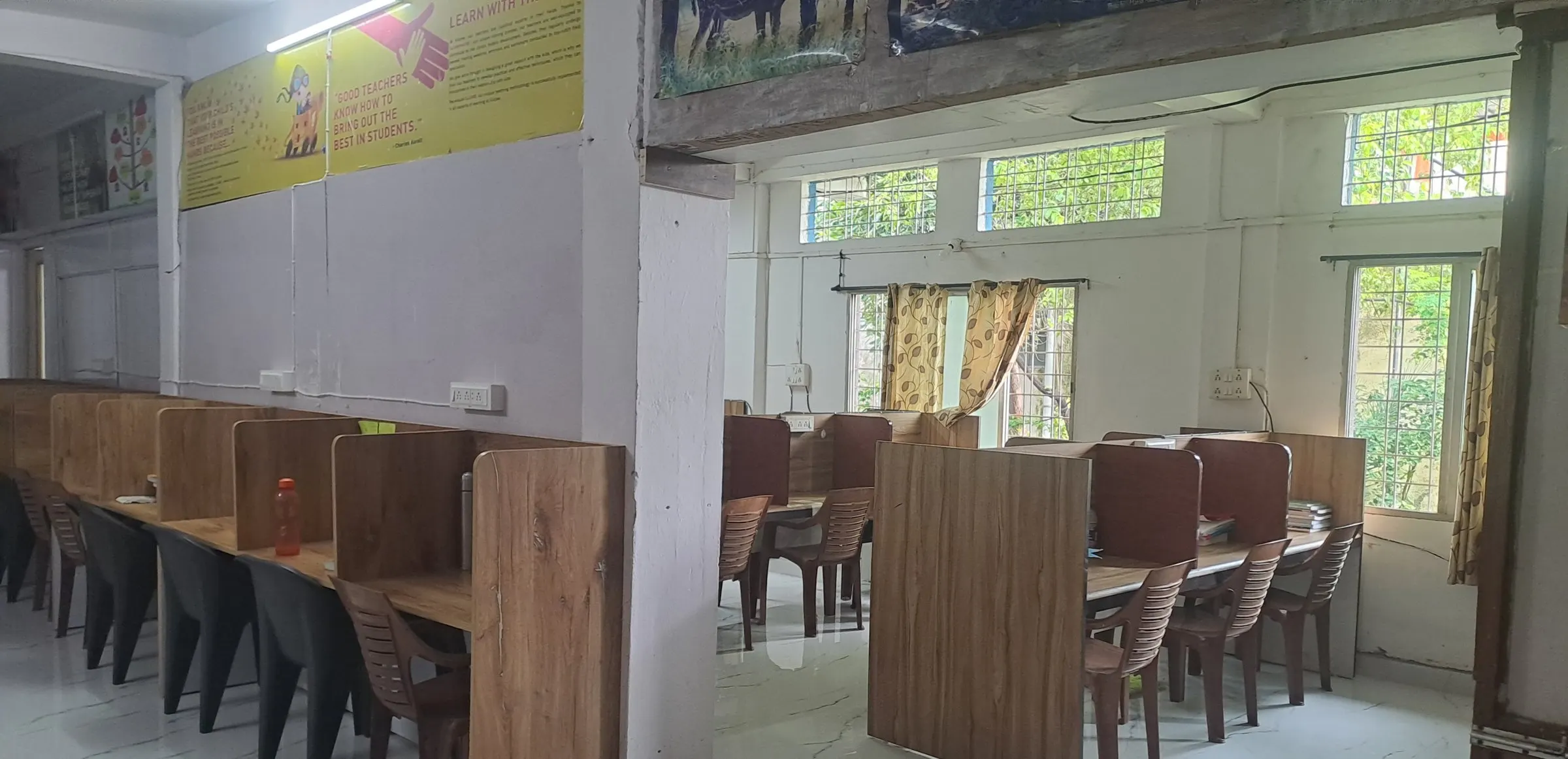 The reading hall at Dnyandeep Abhyasika, Besa.